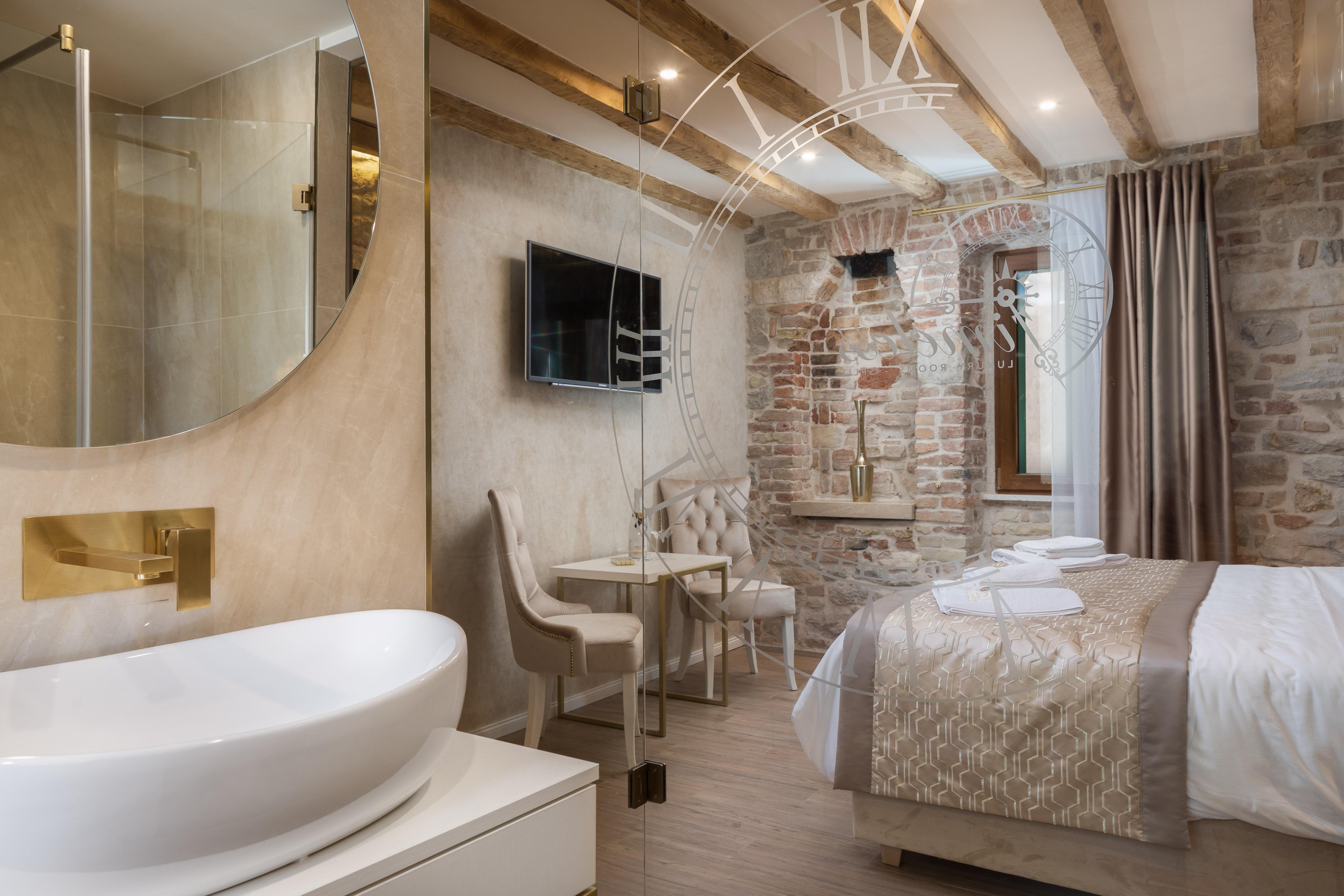 Le Premier Luxury Rooms Сплит Екстериор снимка